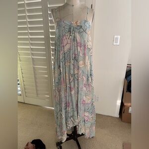 Floral Flowy Maxi Dress
